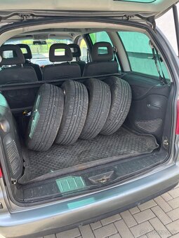 Volskwagen Sharan 1.9 TDI 96kw - 3