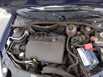 Predám diely na Renault Thalia 1.2 benzín 55kw rok 2010 - 3