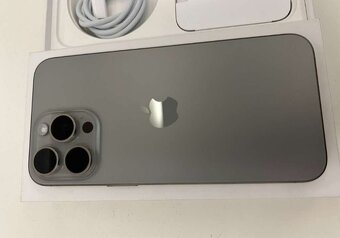 Na predaj Iphone 15 Pro Max - 3
