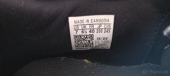 Kopačky Adidas - 3