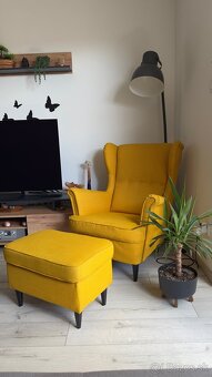 IKEA žlté kreslo a podnožka - 3