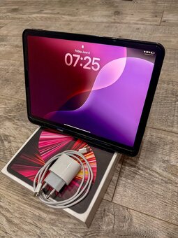 iPad Pro 11” M1 256 GB Space Grey - 3