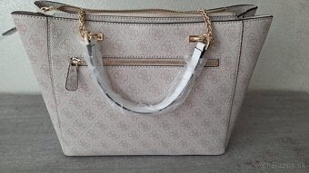 Guess - 3