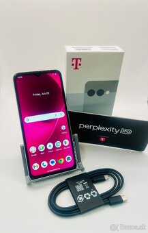 T Phone 3 - 3