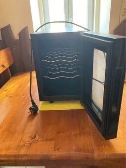 Vinoteka Hyundai - 3