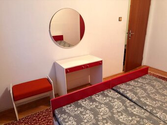 Spálňová retro zostava - 3