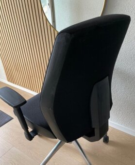 KANCELÁRSKA STOLIČKA ERGONOMICKÁ / KANCELÁRSKE KRESLO - 3