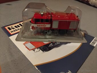 Kultovné nákladiaky minulej éry  1:43 - 3