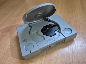 Predám Playstation 1 + 15 hier zadarmo - 3