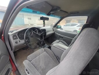 Ford Explorer 4.0 - 3