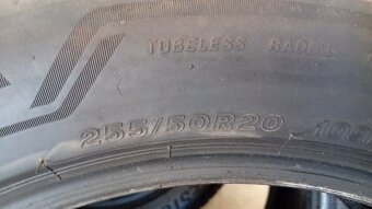 255/50R20 - 3