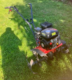 Predám rotavator Hecht 785 - 3