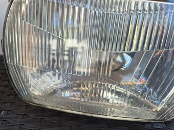 Predne svetla skoda 105l - 3