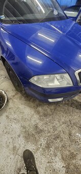 Svetlá škoda octavia pred facelift - 3