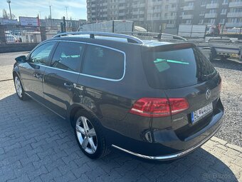 Volkswagen Passat Variant 2.0 TDI BMT Comfortline Business D - 3