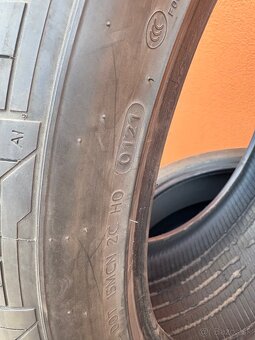Letné pneu 285/40R22 Hankoook - 3