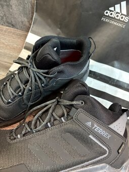 Adidas Goretex tenisky č.44 - 3