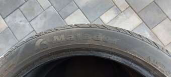 225 40 r18 XL - 3