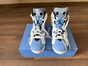 Nike Air Jordan 6 UNC - 3