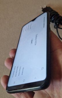 Samsung galaxy A20e - 3