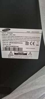 SAMSUNG UE32C4000PW - 3