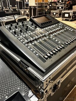 Behringer X32 compact digitálny mixážny pult - 3
