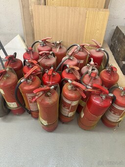 Predám práškové hasiace prístroje 6 kg (typ ABC) - 3