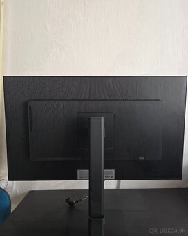 monitor Samsung ViewFinity S7 S70D UHD - 3