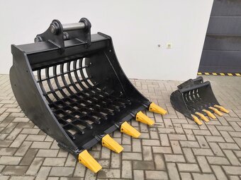 Triediaca lyžica preosievacia lopata na rôzne bagre - 3