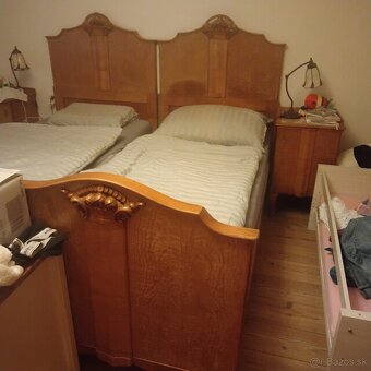 Luxusná starozirna spálňa Biedermayer - 3