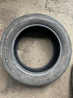 Predám zimné pneu runflat Dunlop 225/60 R17 4ks - 3