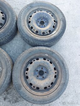 Predám zimnú sadu plecháčov Fabia 3 5x100 r15 - 3