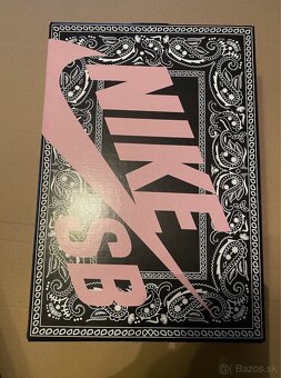 Nike dunk low Travis Scott - 3