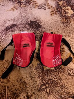 Hokejové chrániče - 3