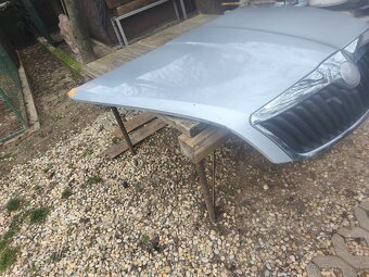 Skoda Octavia 2 Facelift,predna kapota LA7W - 3