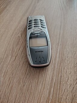 Nokia 6310i - 3