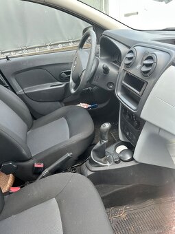 Dacia Logan - 3