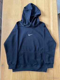 Nike mikina unisex hnedá a čierna, detské M - 3