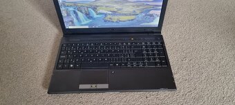 15,6" Acer TravelMate 8571 SSD - 3