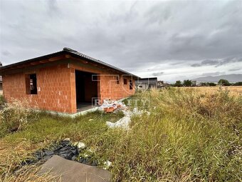 SKVELÁ PONUKA - 4 IZBOVÁ NOVOSTAVBA TEHLOVÉHO RODINNÉHO... - 3