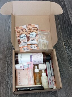 Kozmetický box - mix - 3