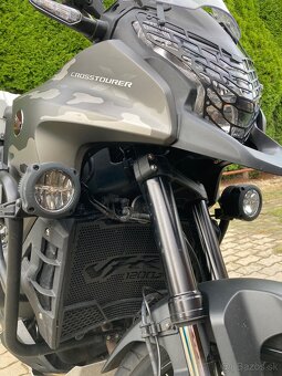 Honda VFR Crosstourer 1200-výborný stav len 31 500 km - 3
