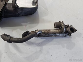 Hadice a egr VW T5 2.5tdi ,spetne zrkadlo - 3