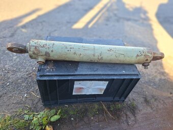 Hidraulicky piest 1 - 3