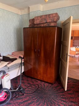 starožitné skriňe - 3