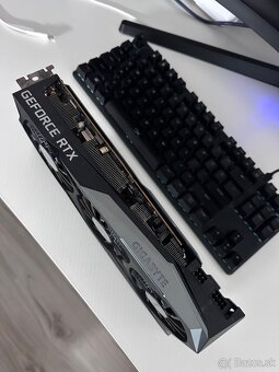 Gigabyte RTX3070 - 3