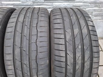 Dvojrozmer 255/35 R19 + 225/40 R19 letné pneumatiky Hankook - 3