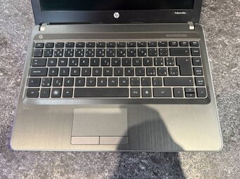 Notebook HP i3-2330M / 8 GB RAM / 250 GB SSD / LINUX MX - 3