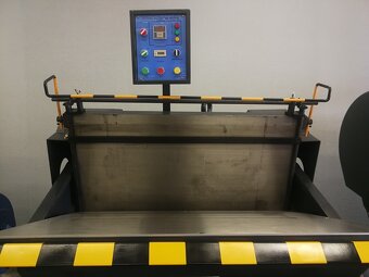 Výsekový príklop ML 1040 - 3