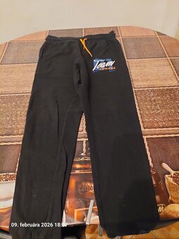 Rifle a tepláky pre chlapca 164 - 3